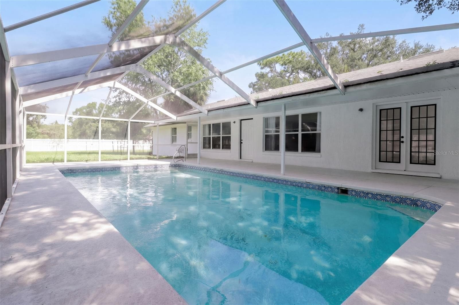 Single Family Residence at 6419 LUNN RD, LAKELAND, photo 4 of 22