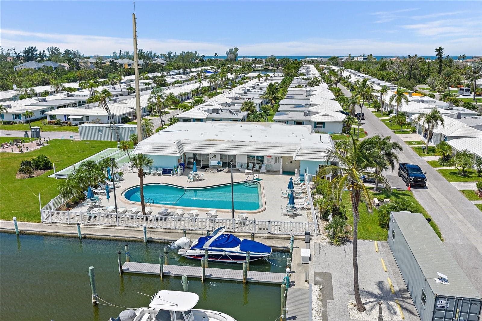 Condominium at 738 SPANISH DR S #98, LONGBOAT KEY, photo 33 of 44