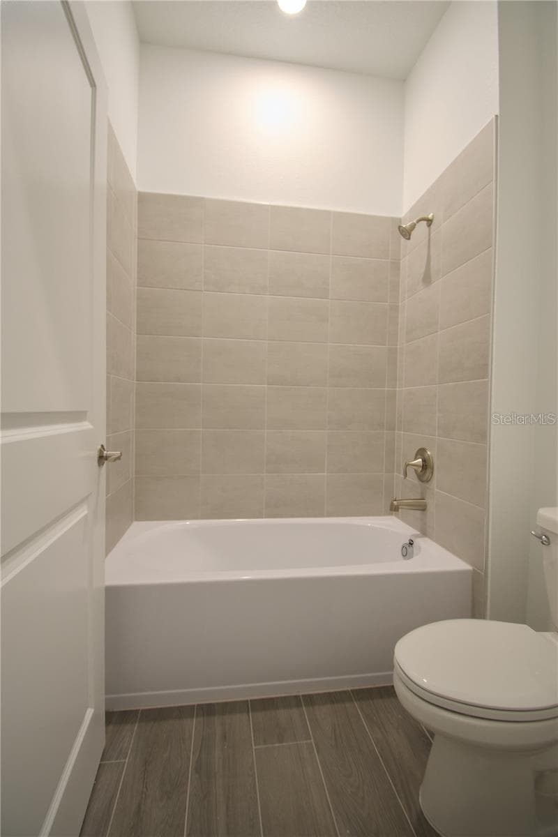 Single Family Residence at 10830 HISTORY AVE, ORLANDO, photo 17 of 43