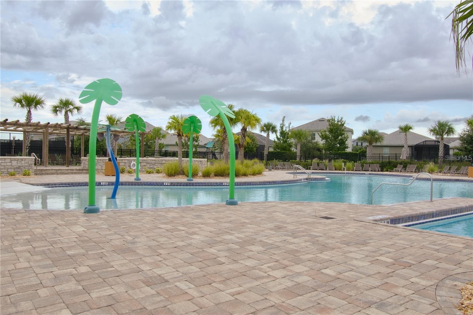 Single Family Residence at 10830 HISTORY AVE, ORLANDO, photo 40 of 43