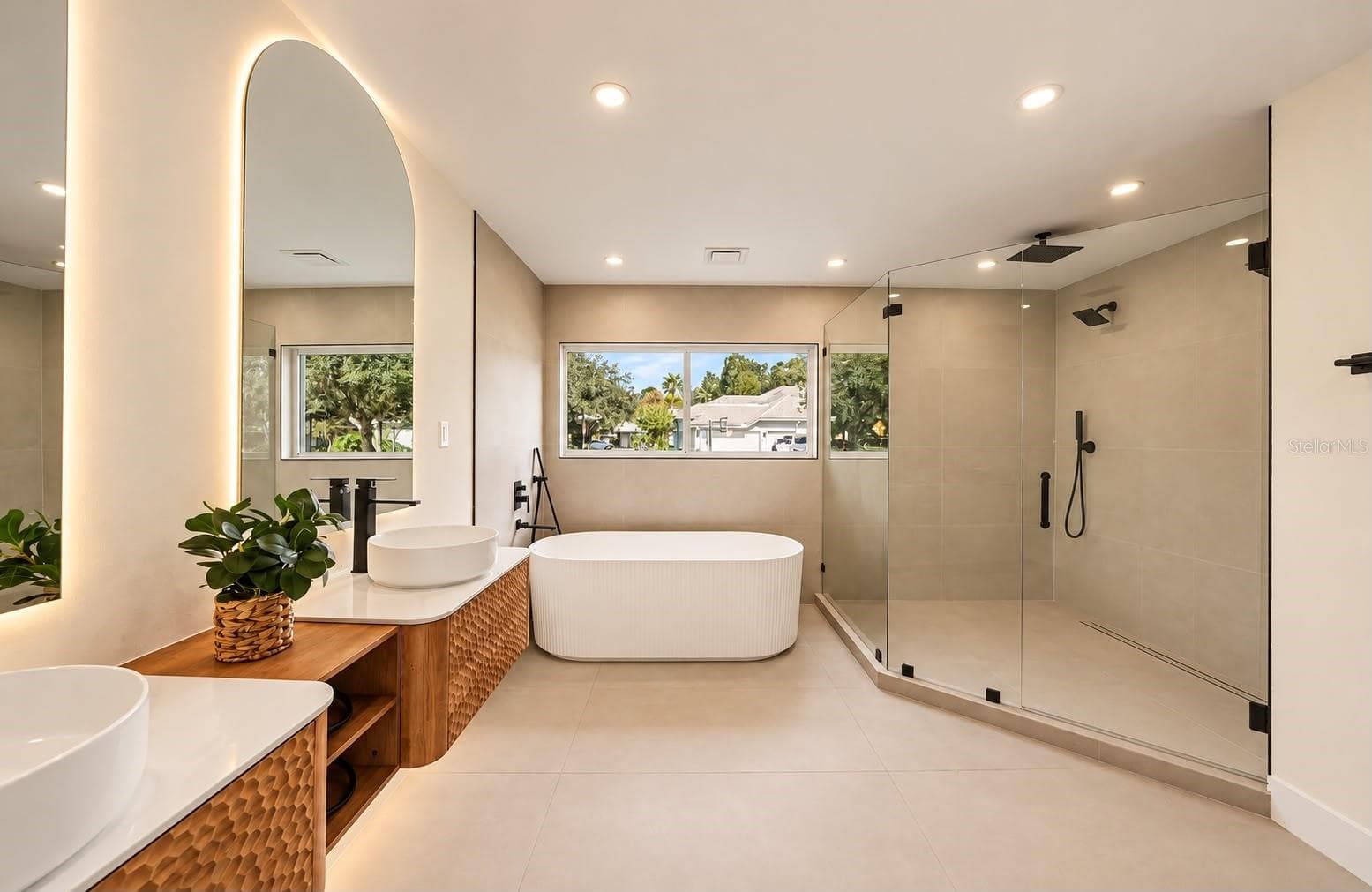 Master Bathroom - 4901 HALLSTEAD WAY, TAMPA