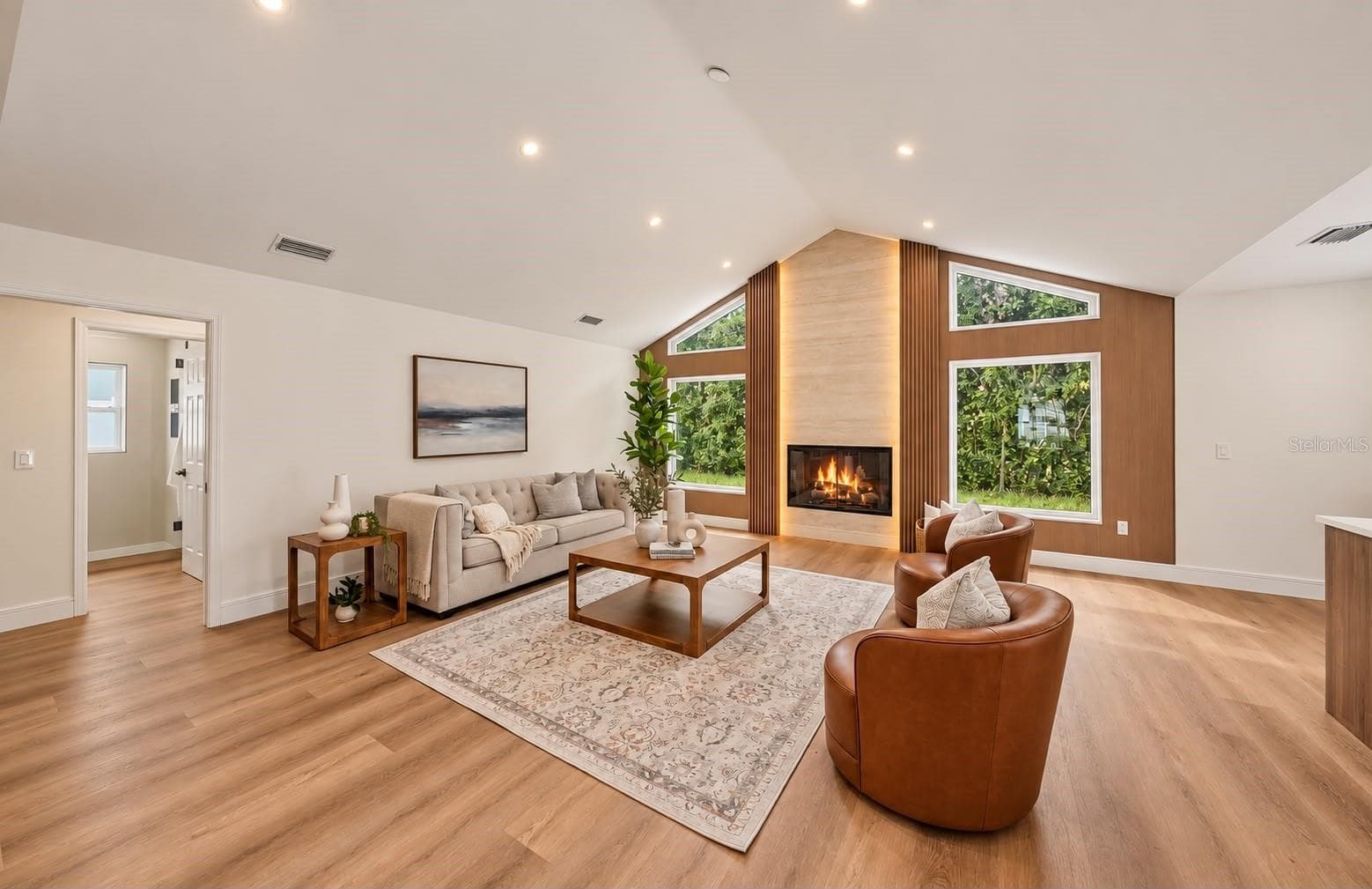 Living/Family Room - 4901 HALLSTEAD WAY, TAMPA