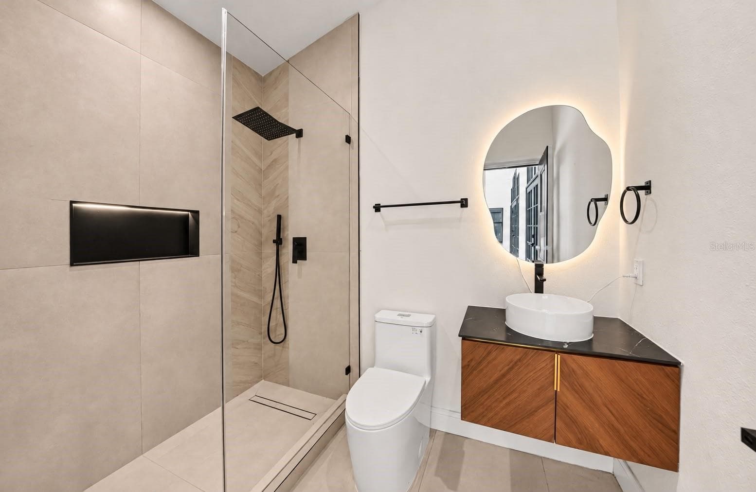 Bathroom - 4901 HALLSTEAD WAY, TAMPA