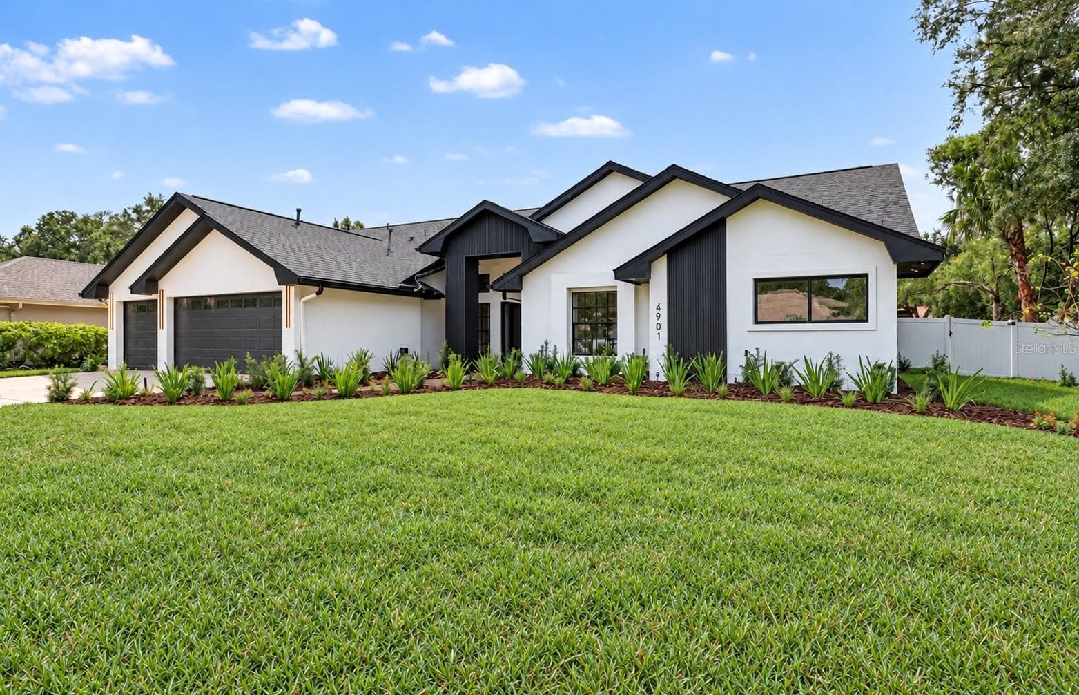 Front - 4901 HALLSTEAD WAY, TAMPA