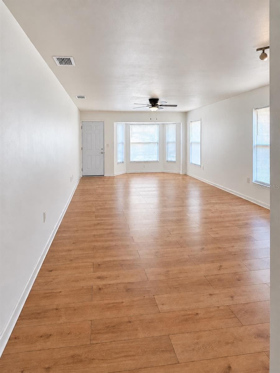 living room - 86 LAKE DAISY BLVD, WINTER HAVEN