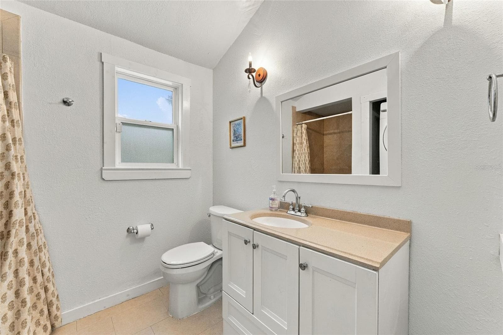Single Family Residence at 412 E HAMILTON AVE, TAMPA, photo 26 of 44