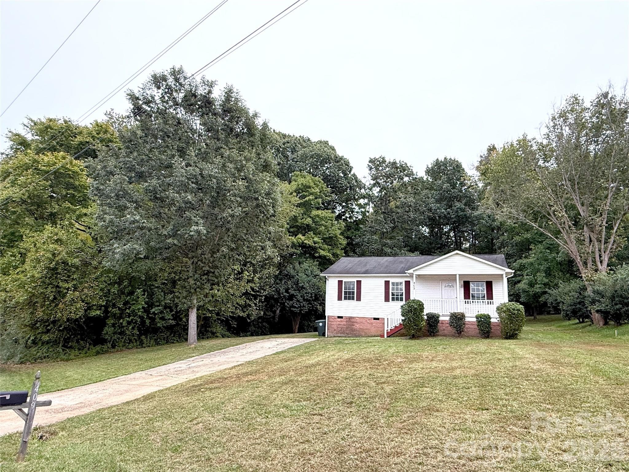 Single Family Residence at 409 Skyline Drive, Salisbury, photo 22 of 25
