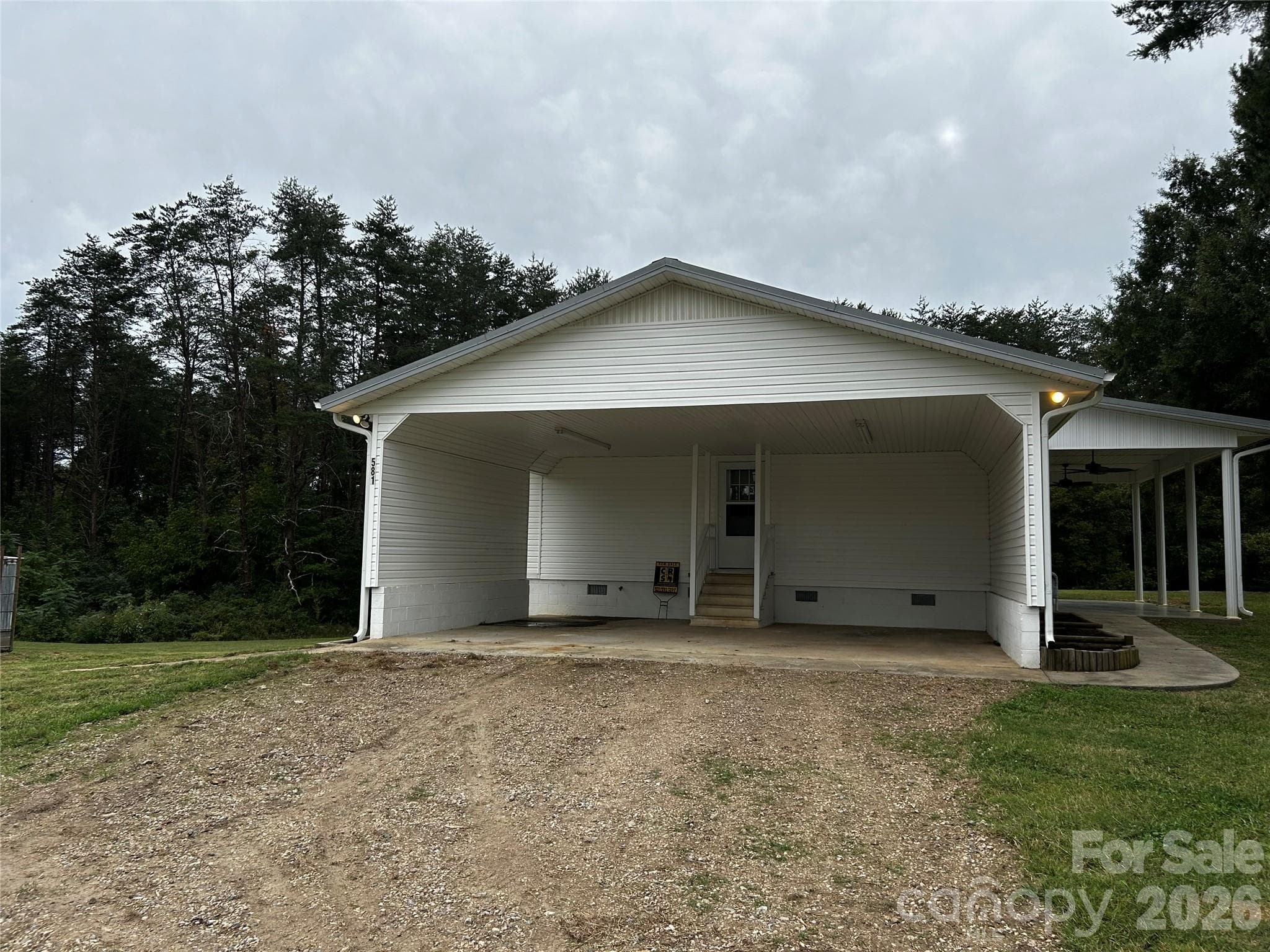 Single Family Residence at 581 Sutton Spring Road, York, photo 14 of 14