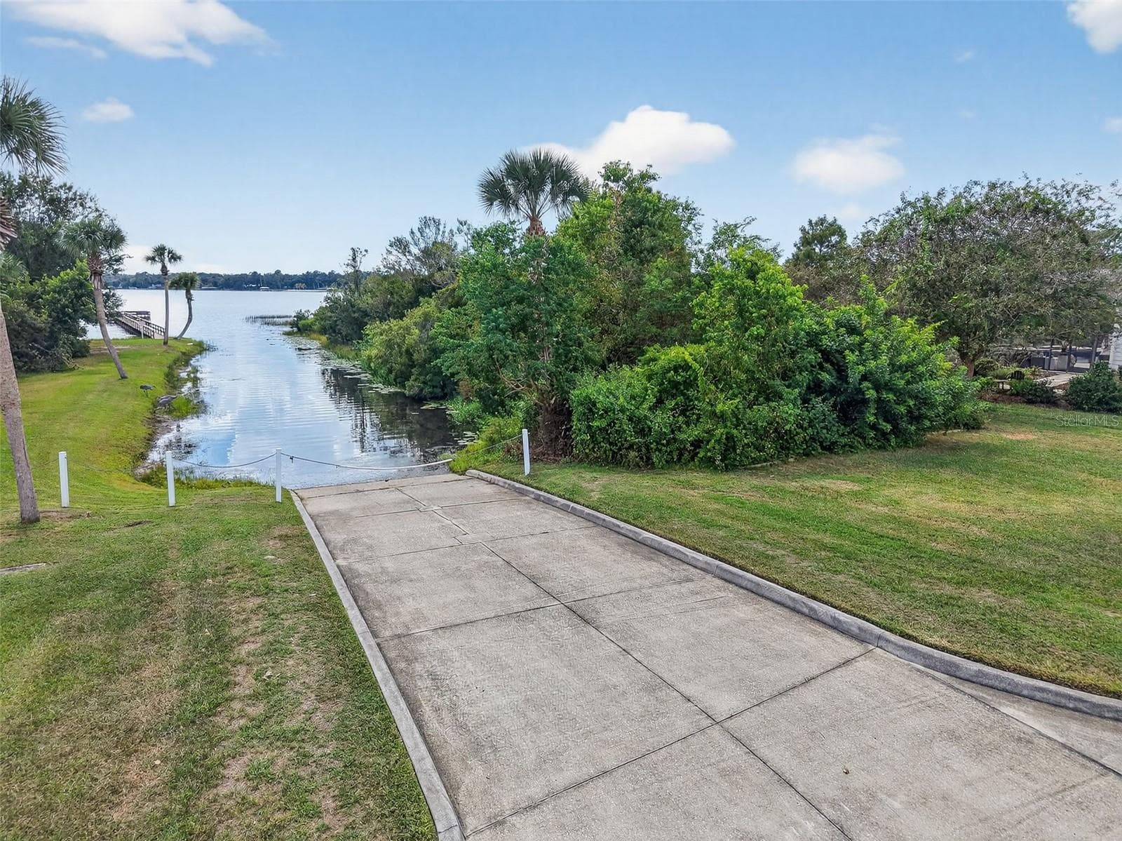 COMMUNITY PRIVATE BOAT RAMP - 19134 PARK PLACE BLVD, EUSTIS