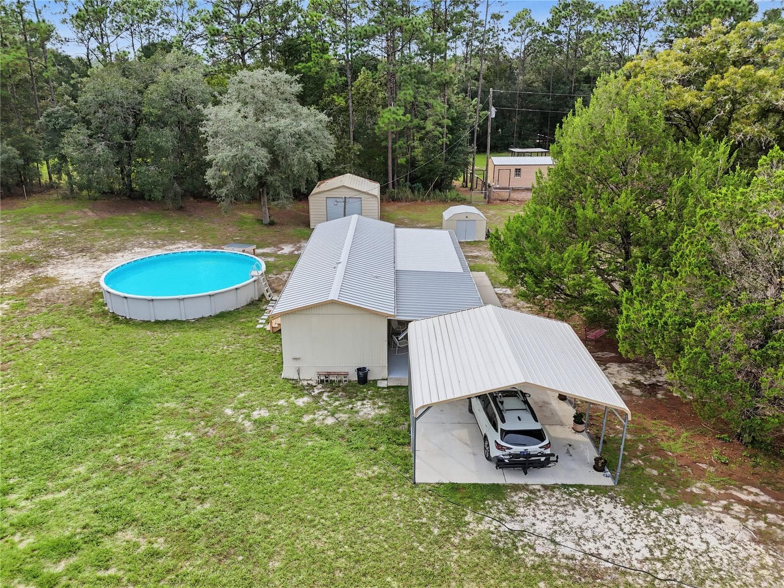Manufactured Home at 17946 SW 31ST ST, DUNNELLON, photo 2 of 50
