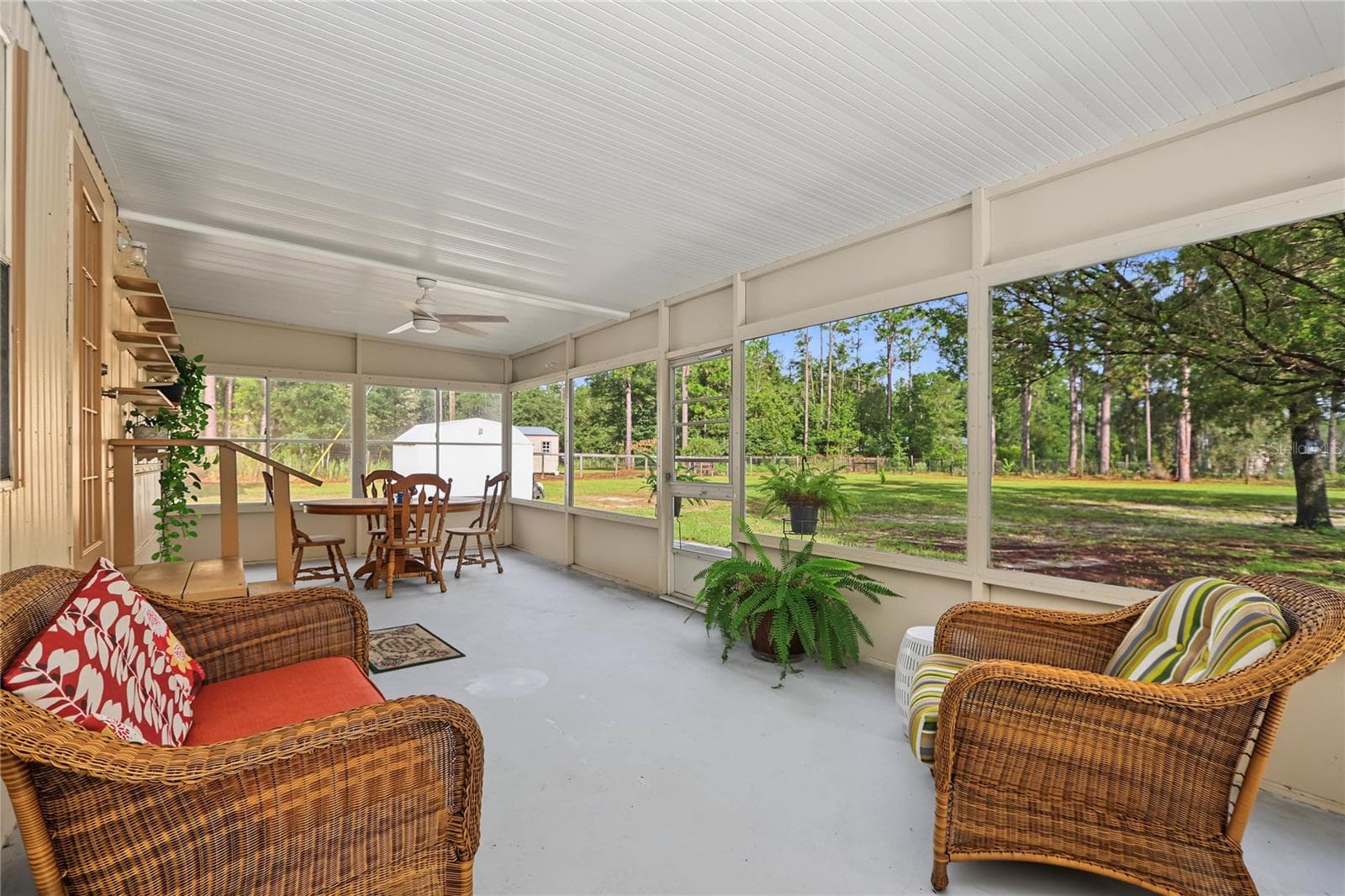 Manufactured Home at 17946 SW 31ST ST, DUNNELLON, photo 13 of 50