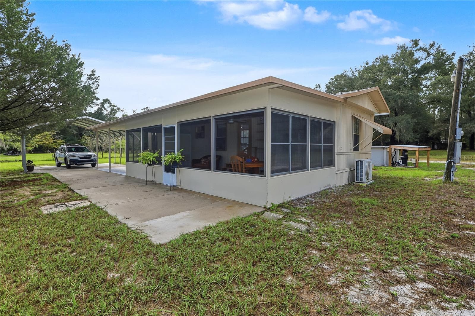 Manufactured Home at 17946 SW 31ST ST, DUNNELLON, photo 15 of 50