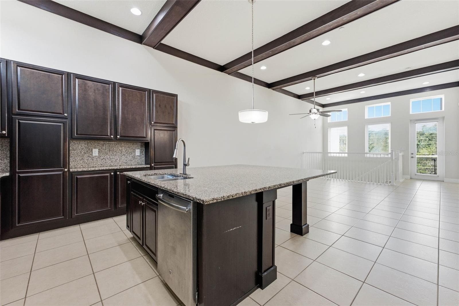 Townhouse at 9025 LAUREATE BLVD, ORLANDO, photo 4 of 15