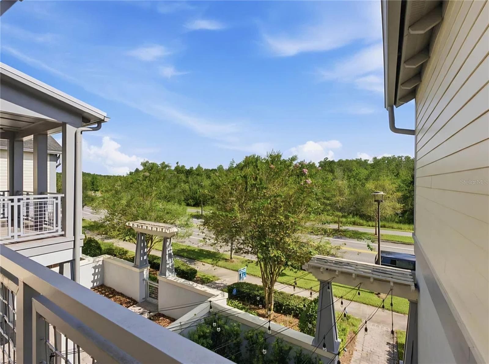 Townhouse at 9025 LAUREATE BLVD, ORLANDO, photo 13 of 15
