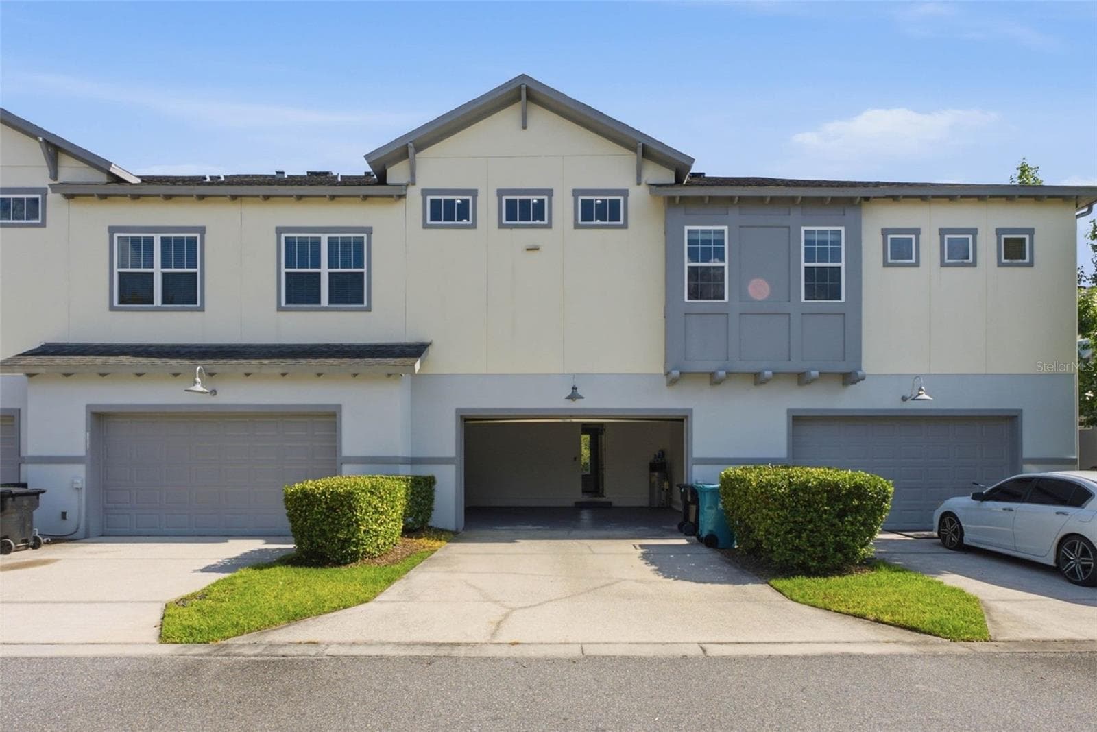 Townhouse at 9025 LAUREATE BLVD, ORLANDO, photo 14 of 15