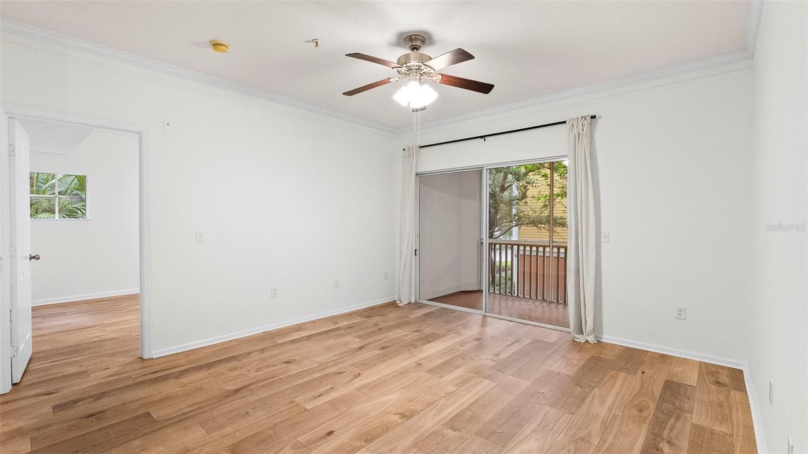 LIVING ROOM - 4207 S DALE MABRY HWY #6214, TAMPA