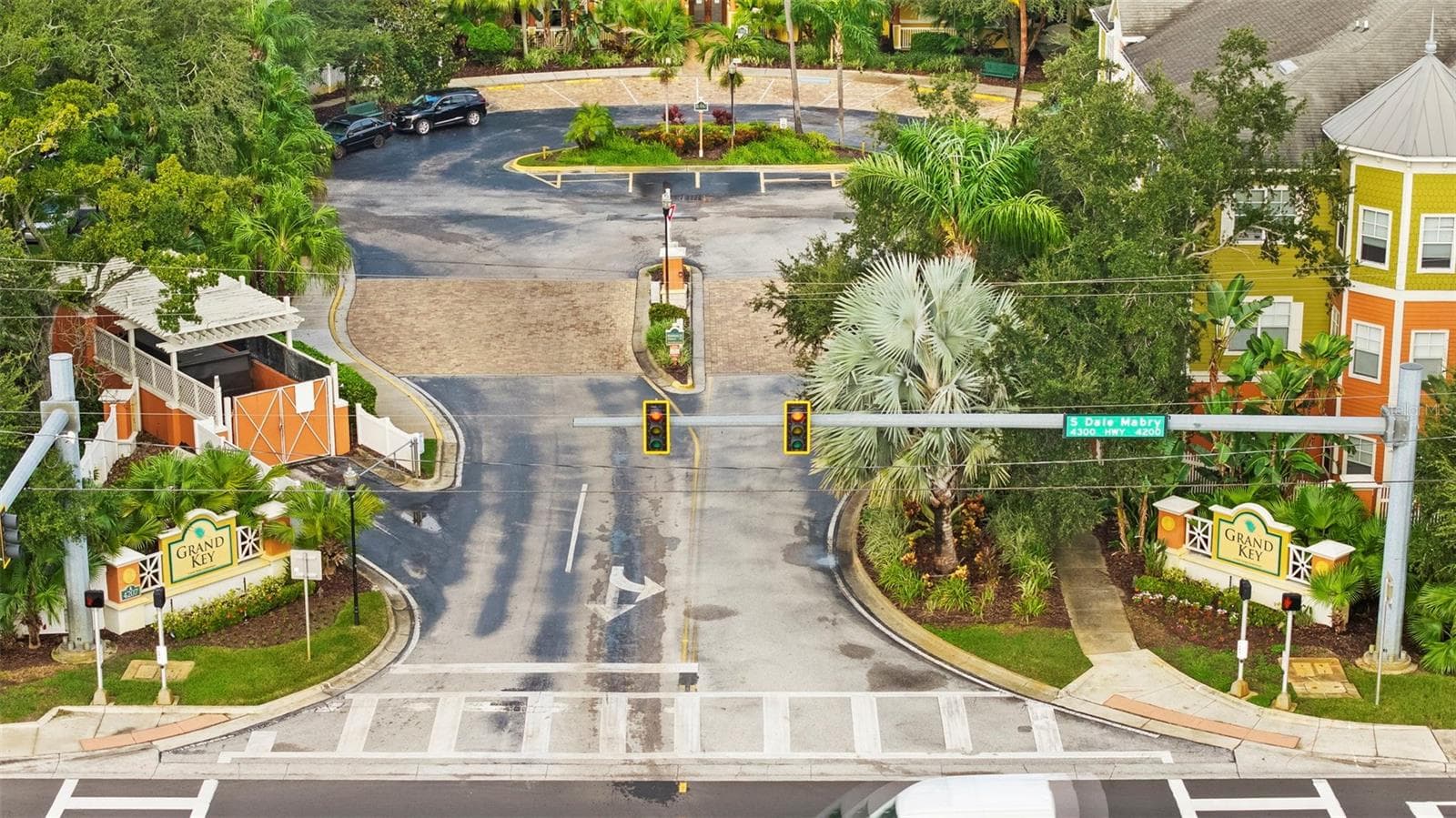 GRAND KEY ENTRANCE - 4207 S DALE MABRY HWY #6214, TAMPA