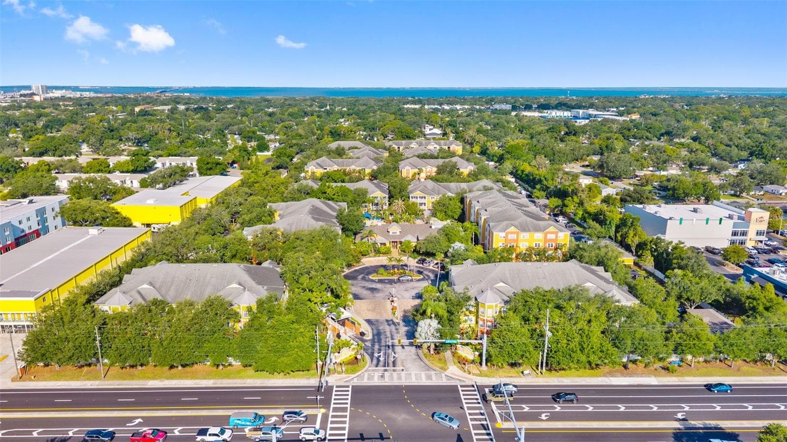 DALE MABRY VIEW - 4207 S DALE MABRY HWY #6214, TAMPA
