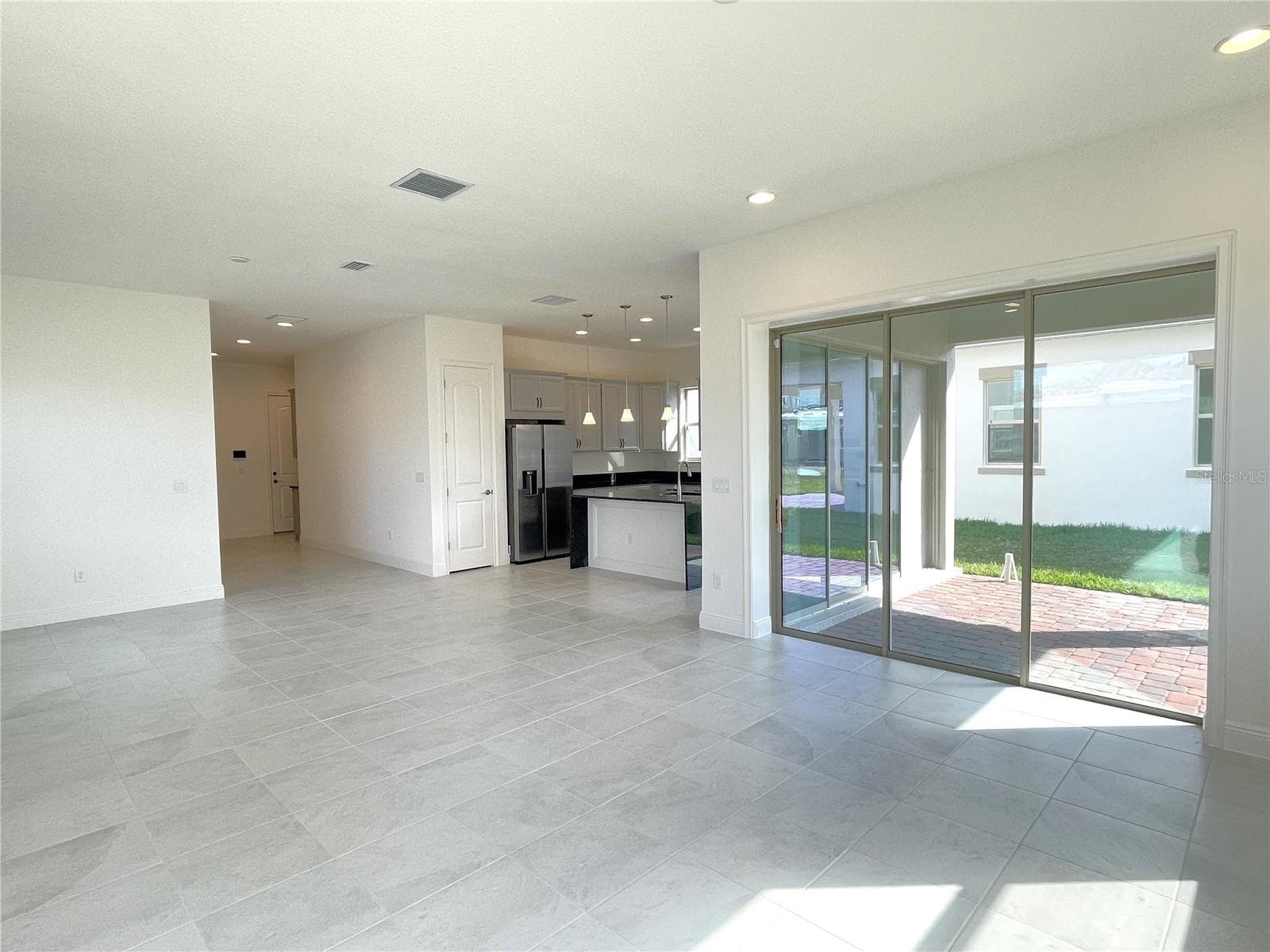 Single Family Residence at 8131 MABURY LN, ORLANDO, photo 5 of 28