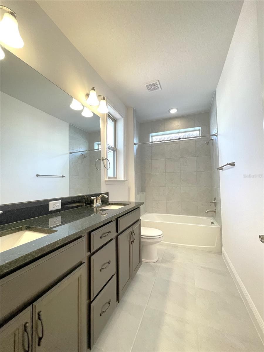 Single Family Residence at 8131 MABURY LN, ORLANDO, photo 24 of 28