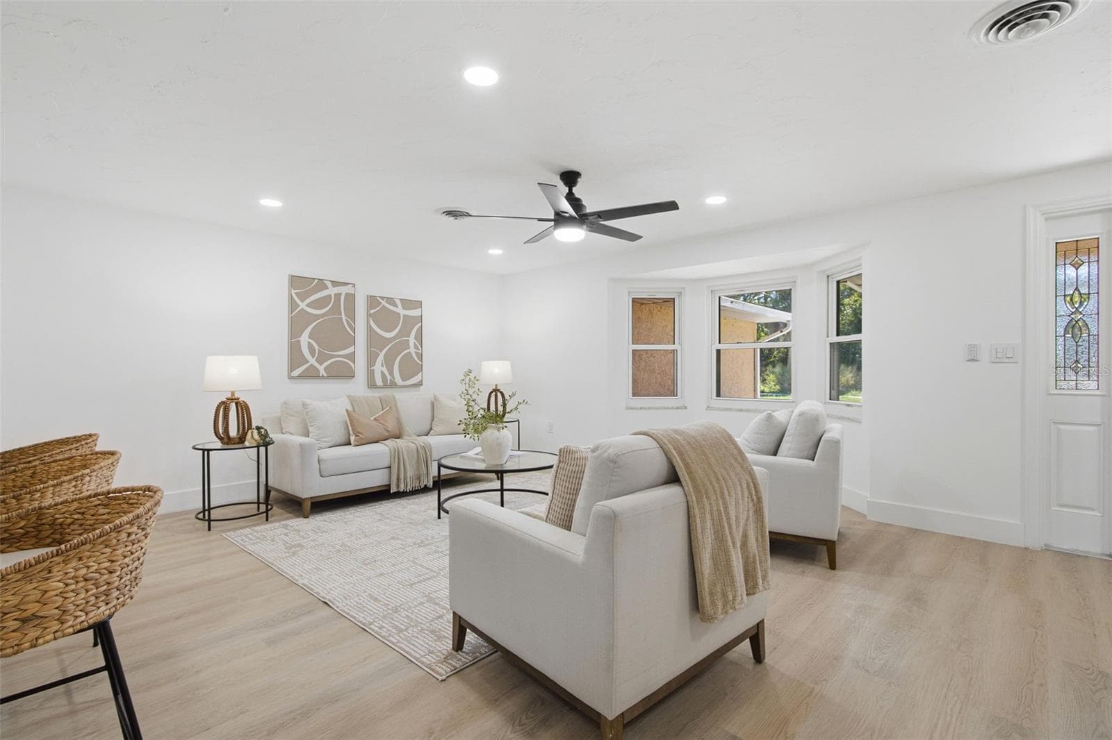 Single Family Residence at 1105 GULF COAST BLVD, VENICE, photo 8 of 30