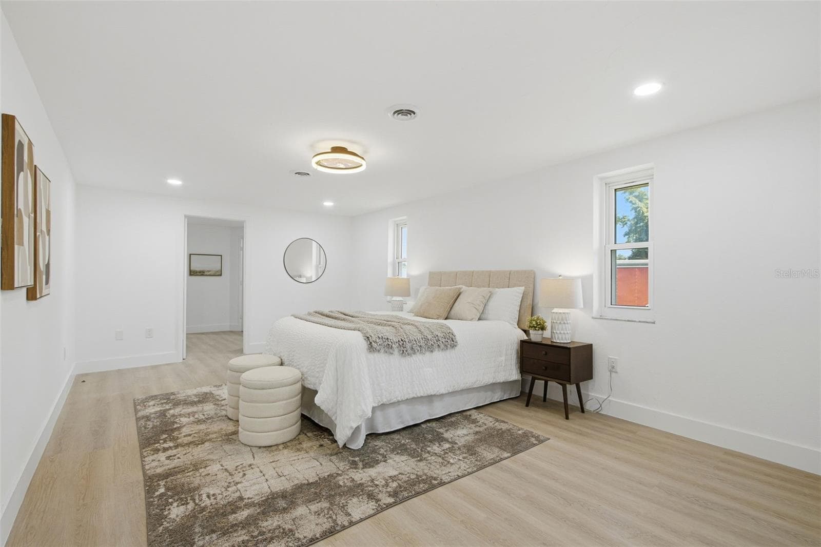 Single Family Residence at 1105 GULF COAST BLVD, VENICE, photo 11 of 30