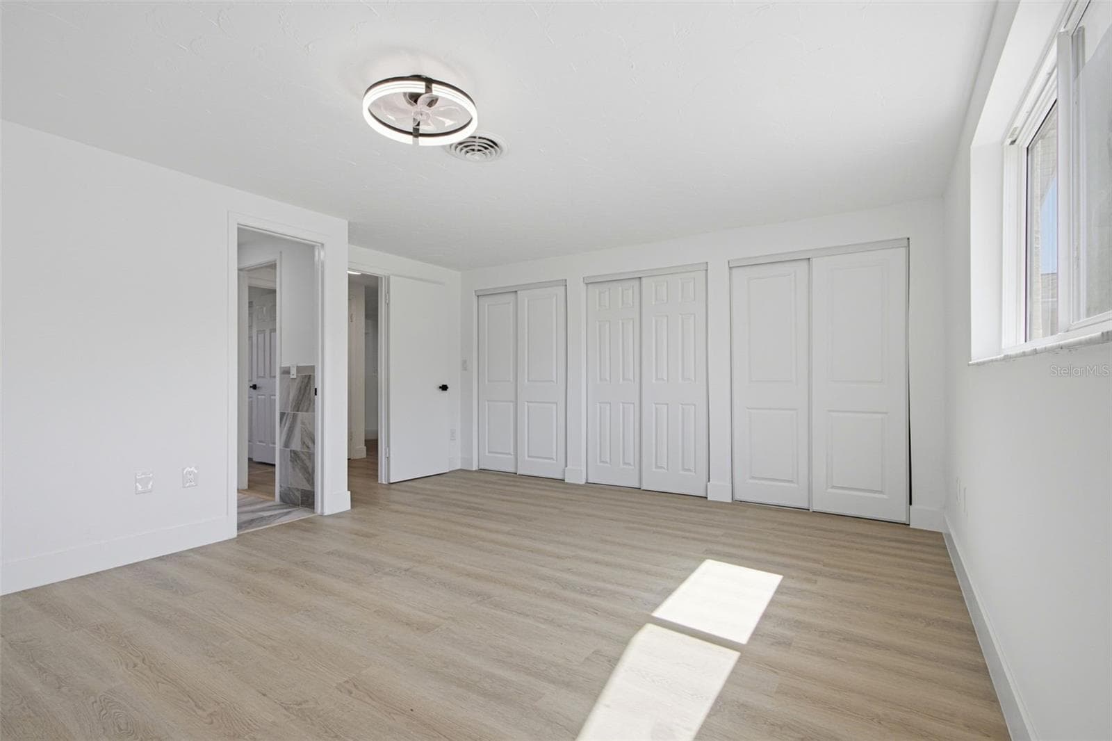 Single Family Residence at 1105 GULF COAST BLVD, VENICE, photo 17 of 30
