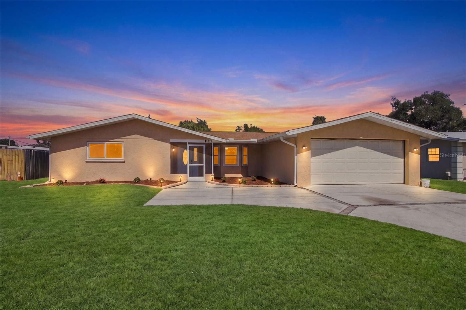 Single Family Residence at 1105 GULF COAST BLVD, VENICE, photo 23 of 30