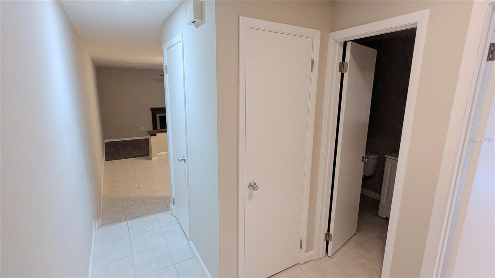 Condominium at 2124 WOODBRIDGE RD, LONGWOOD, photo 13 of 22