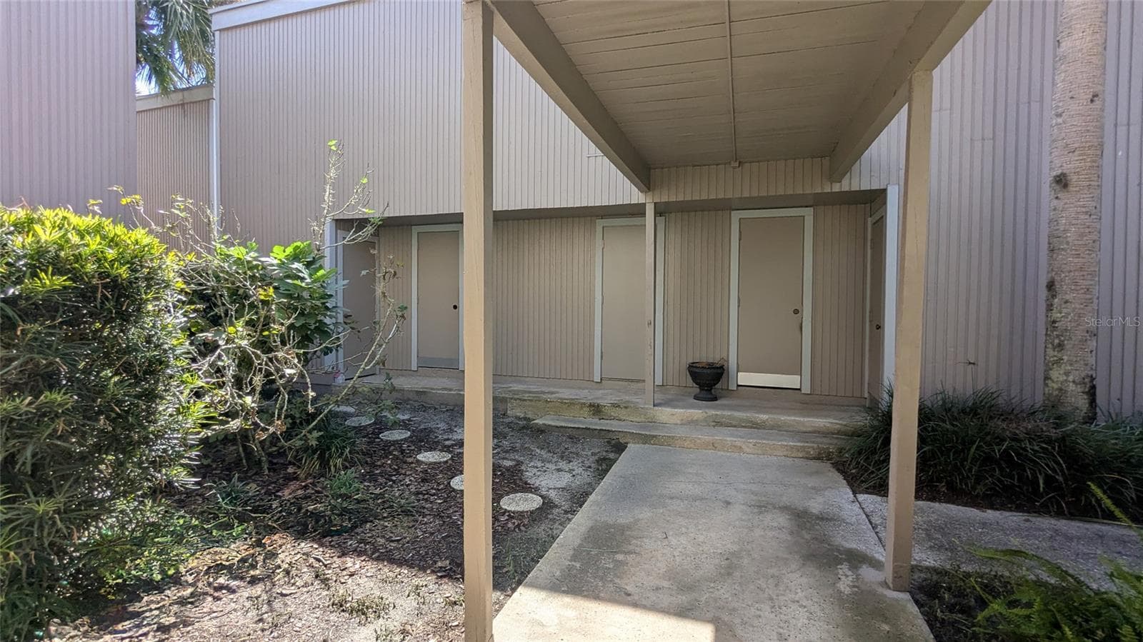 Condominium at 2124 WOODBRIDGE RD, LONGWOOD, photo 22 of 22