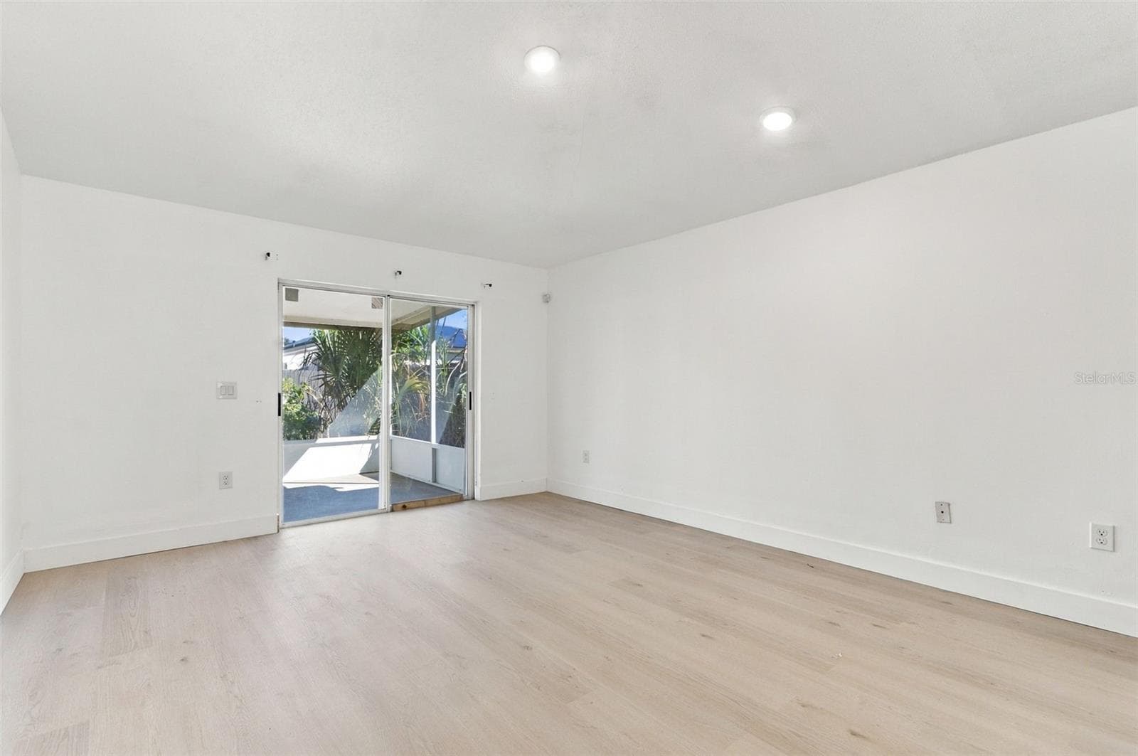 Single Family Residence at 6737 WESTLAKE BLVD, ORLANDO, photo 11 of 36