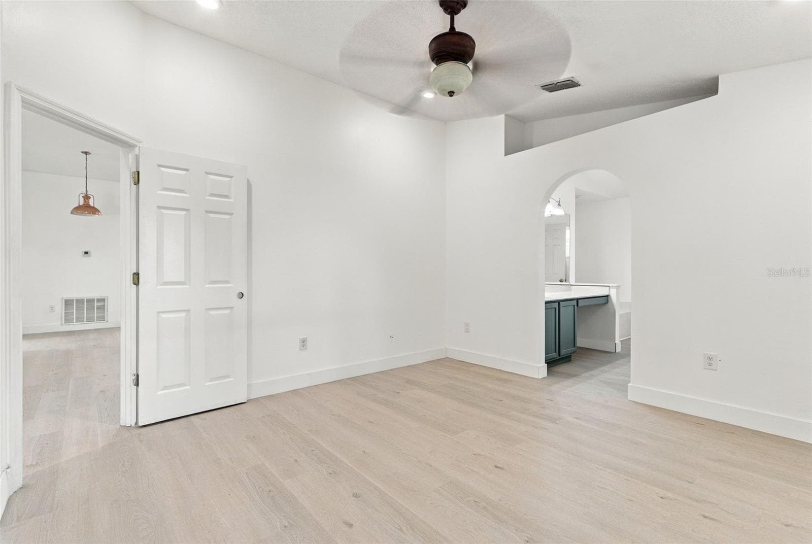 Single Family Residence at 6737 WESTLAKE BLVD, ORLANDO, photo 25 of 36