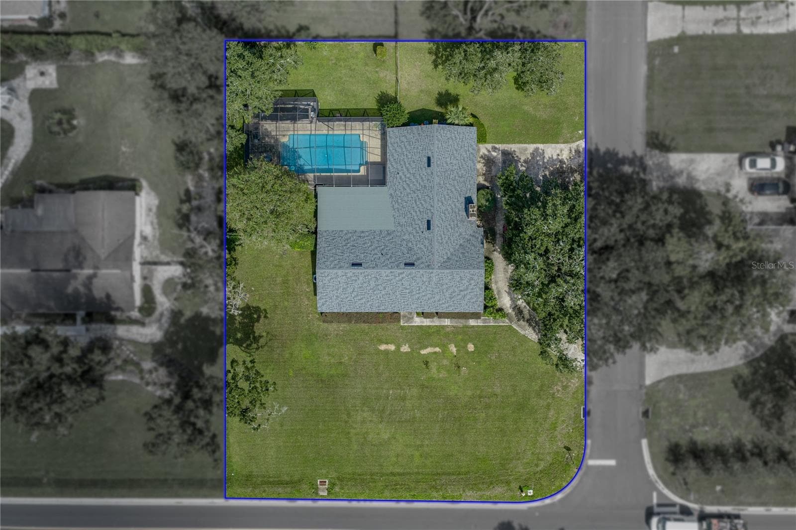 Single Family Residence at 609 W PIPKIN RD, LAKELAND, photo 3 of 48