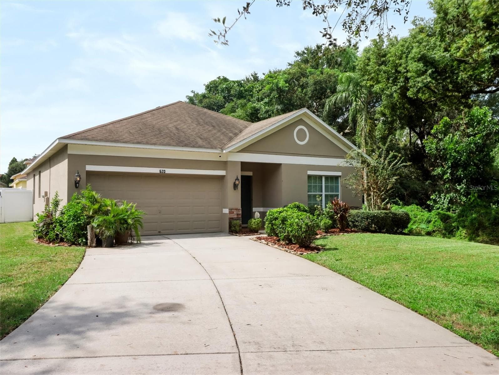 620 CHESNEY DR