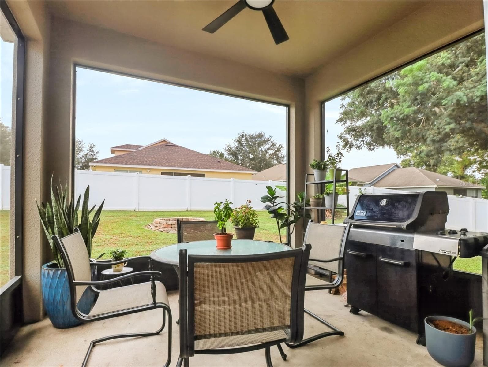 Single Family Residence at 620 CHESNEY DR, VALRICO, photo 43 of 48
