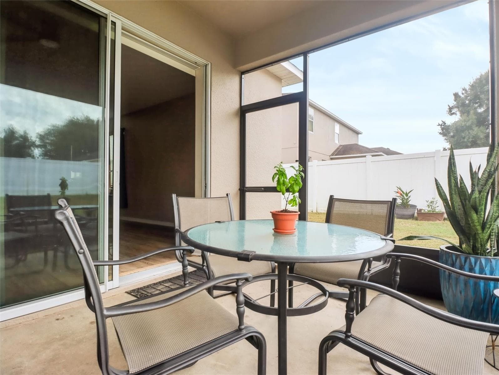 Single Family Residence at 620 CHESNEY DR, VALRICO, photo 44 of 48