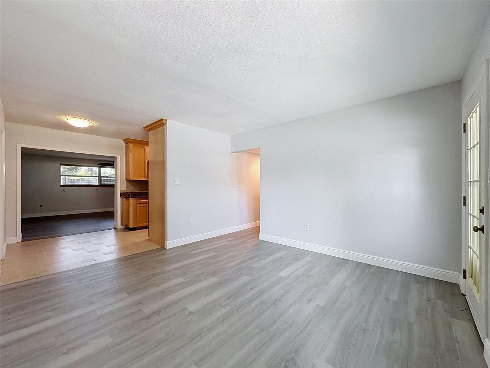 Single Family Residence at 953 CEDARWOOD AVE, DUNEDIN, photo 4 of 29