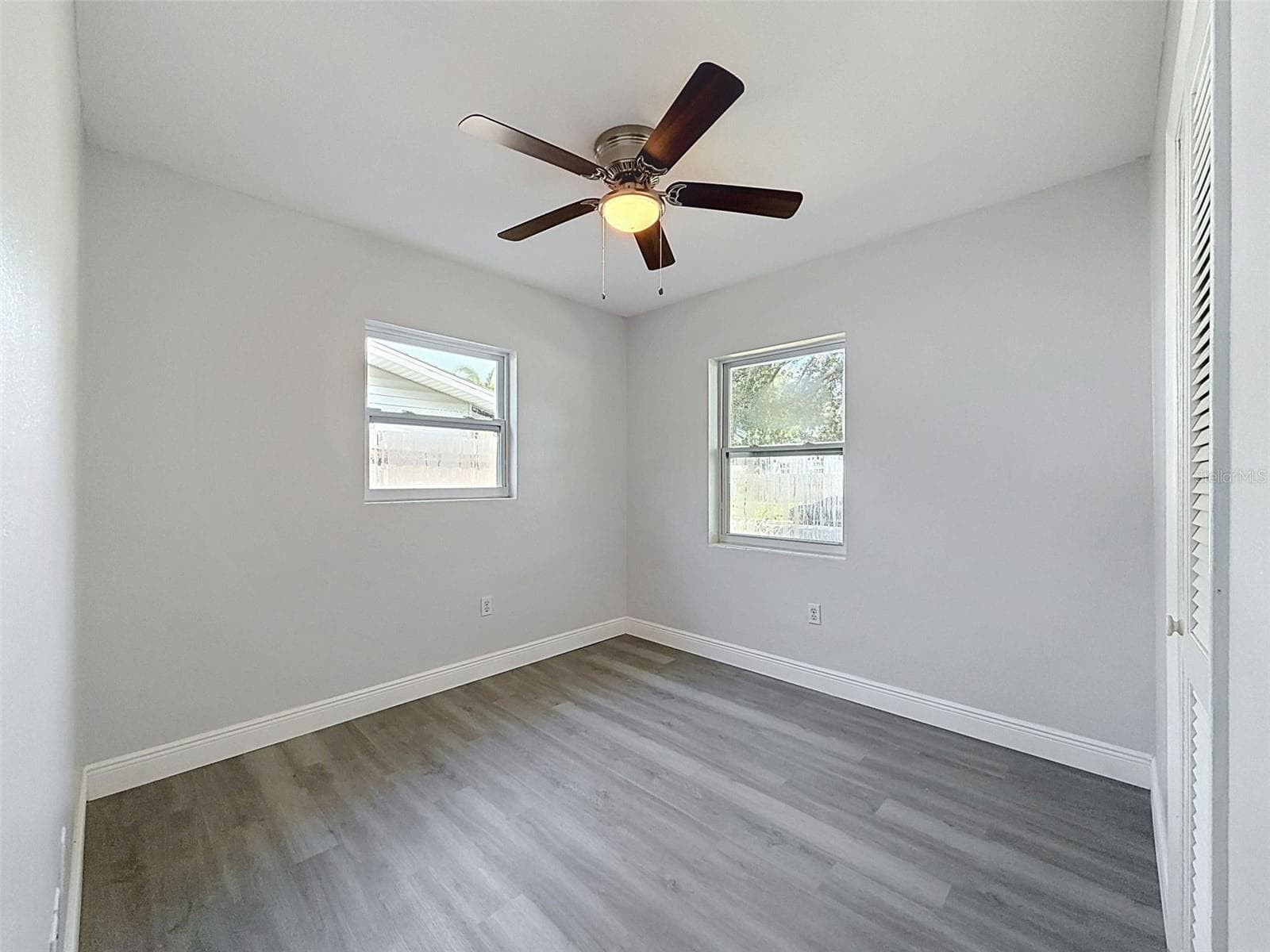 Single Family Residence at 953 CEDARWOOD AVE, DUNEDIN, photo 14 of 29