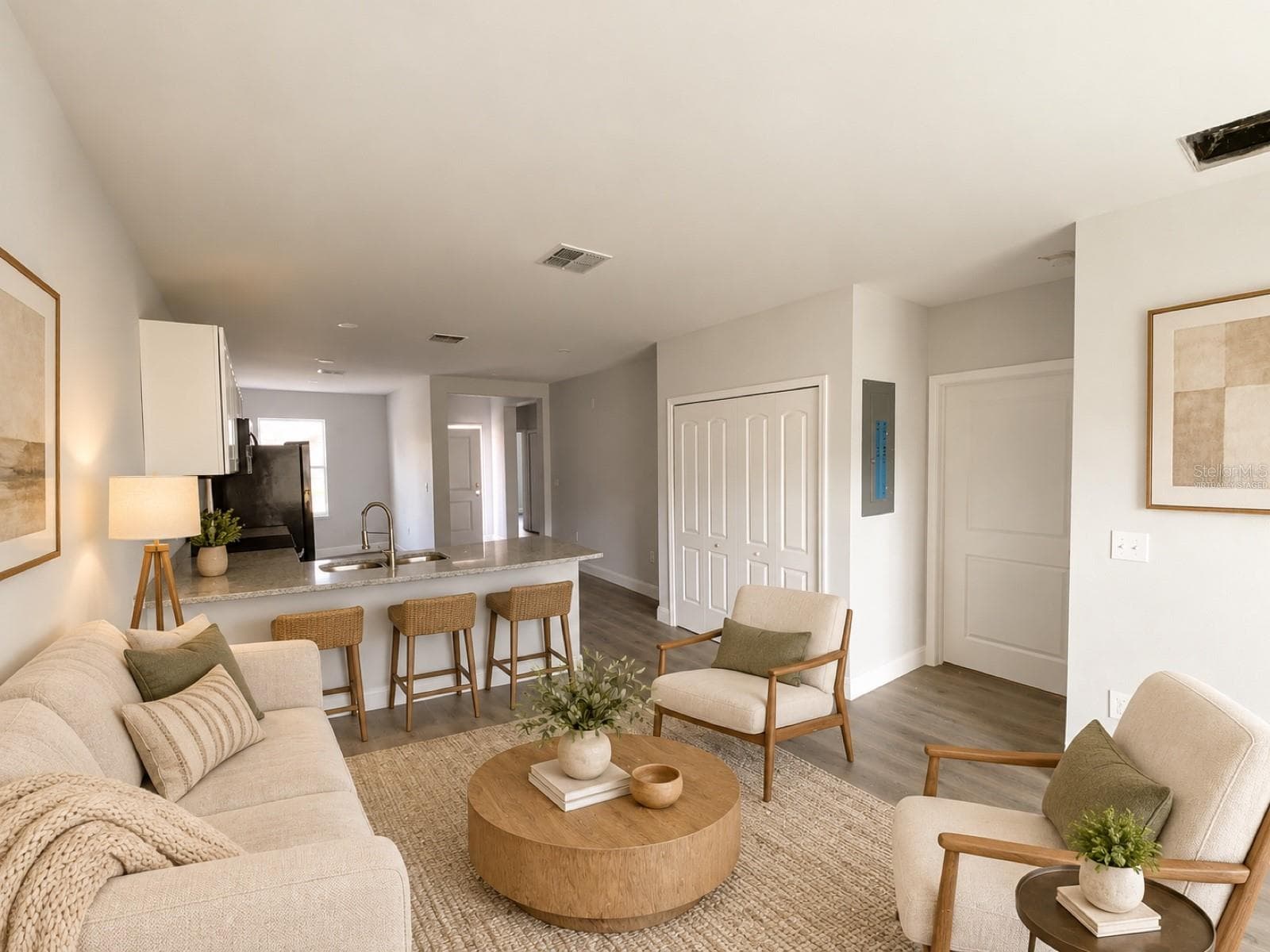 Virtually staged - 610 BLUEBILL CT, POINCIANA