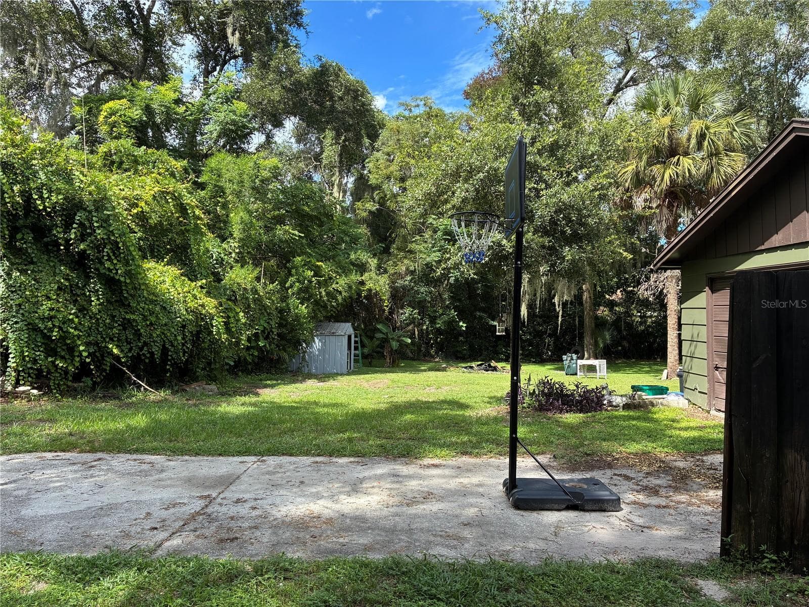 Single Family Residence at 131 KATRINA ST, DE LEON SPRINGS, photo 2 of 12