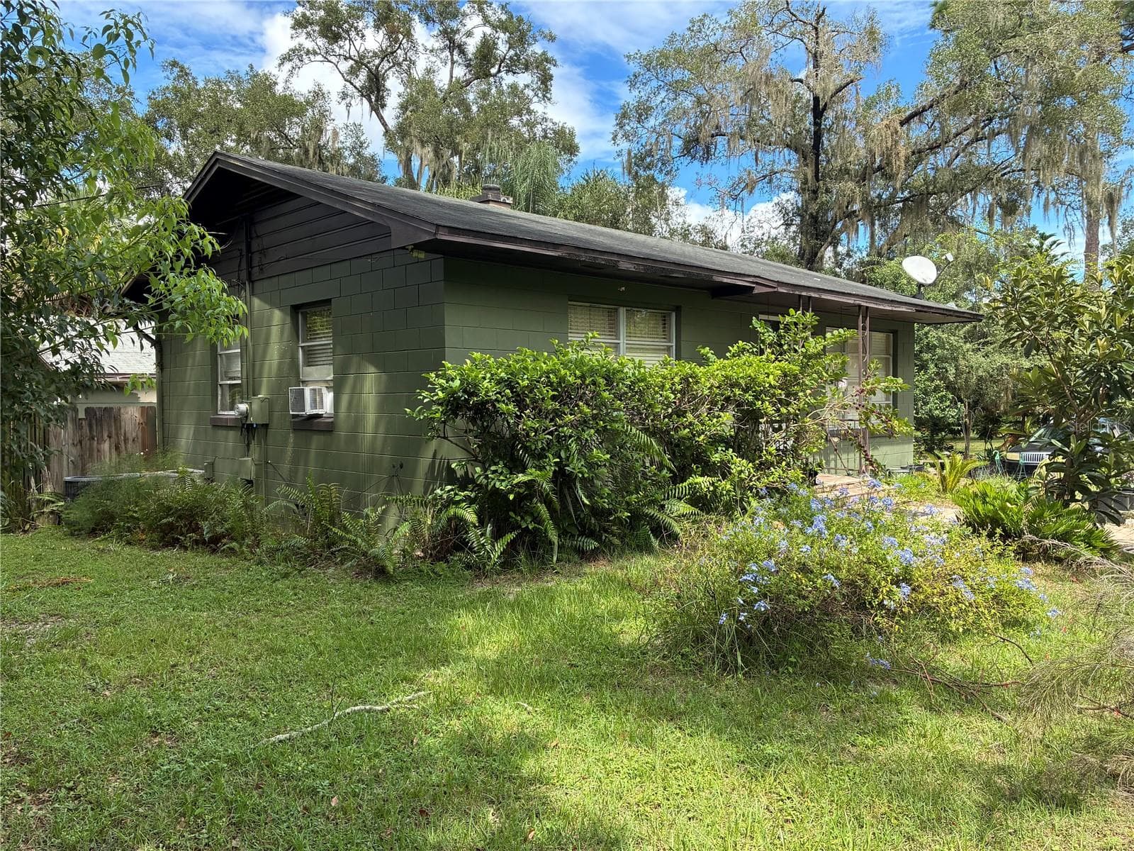 Single Family Residence at 131 KATRINA ST, DE LEON SPRINGS, photo 3 of 12
