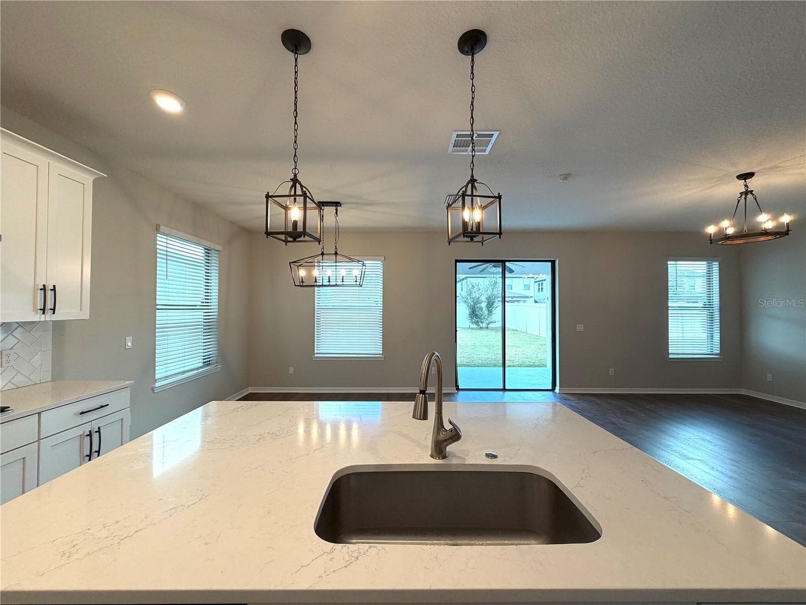 Single Family Residence at 9872 AUREA MOSS LN, ORLANDO, photo 14 of 47