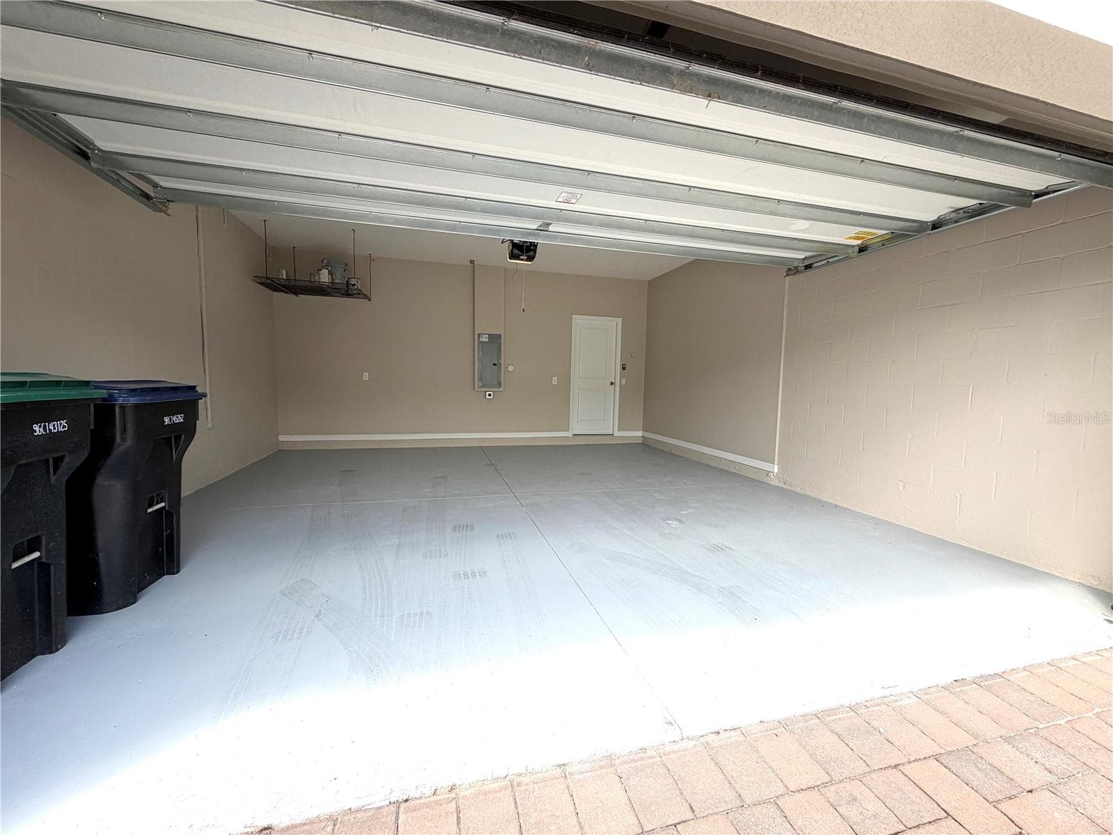 Single Family Residence at 9872 AUREA MOSS LN, ORLANDO, photo 42 of 47