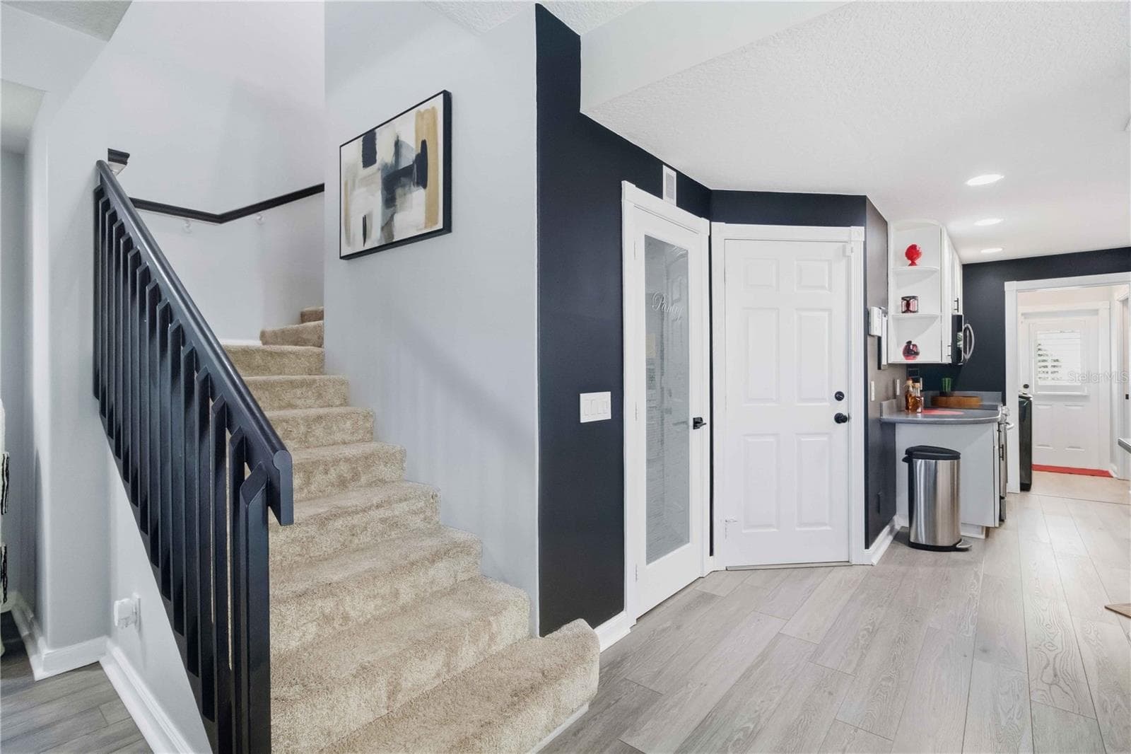 Townhouse at 1511 NAPOLI DR E, SARASOTA, photo 18 of 32