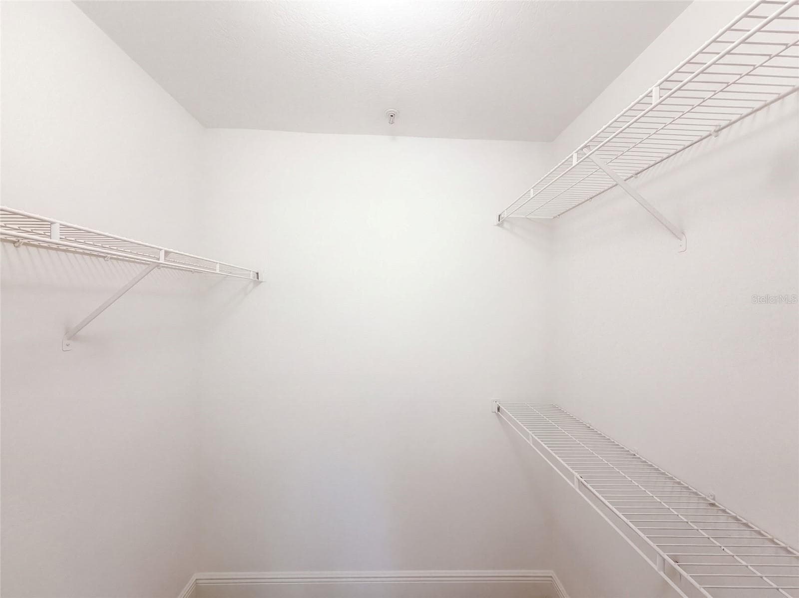 Condominium at 13838 FAIRWAY ISLAND DR #1411, ORLANDO, photo 20 of 33