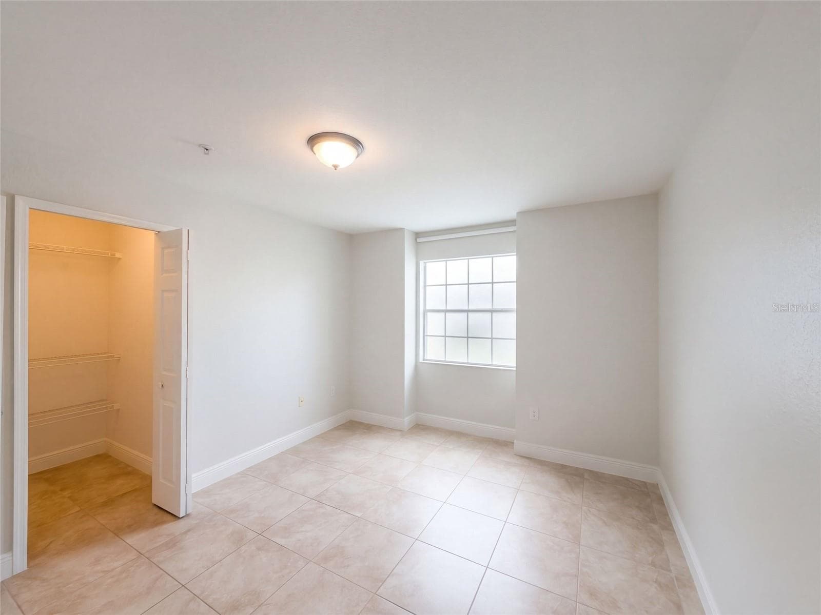 Condominium at 13838 FAIRWAY ISLAND DR #1411, ORLANDO, photo 21 of 33