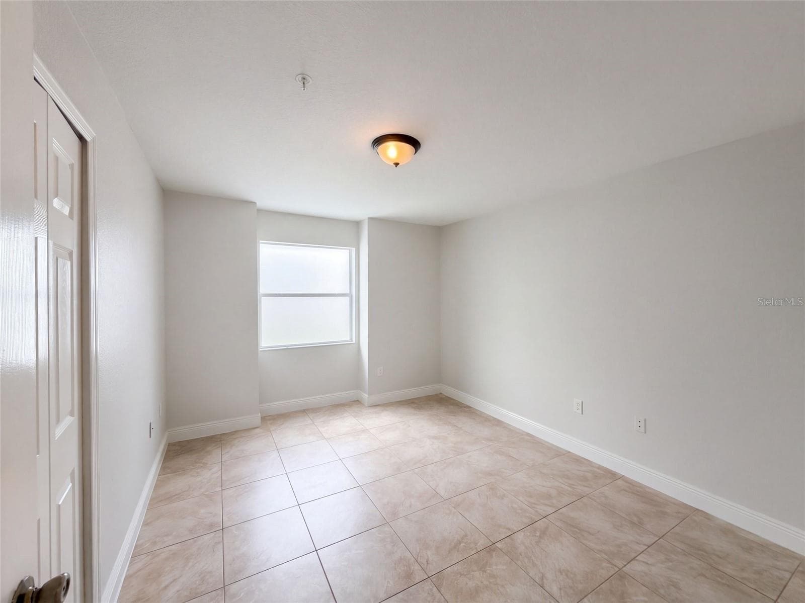 Condominium at 13838 FAIRWAY ISLAND DR #1411, ORLANDO, photo 23 of 33