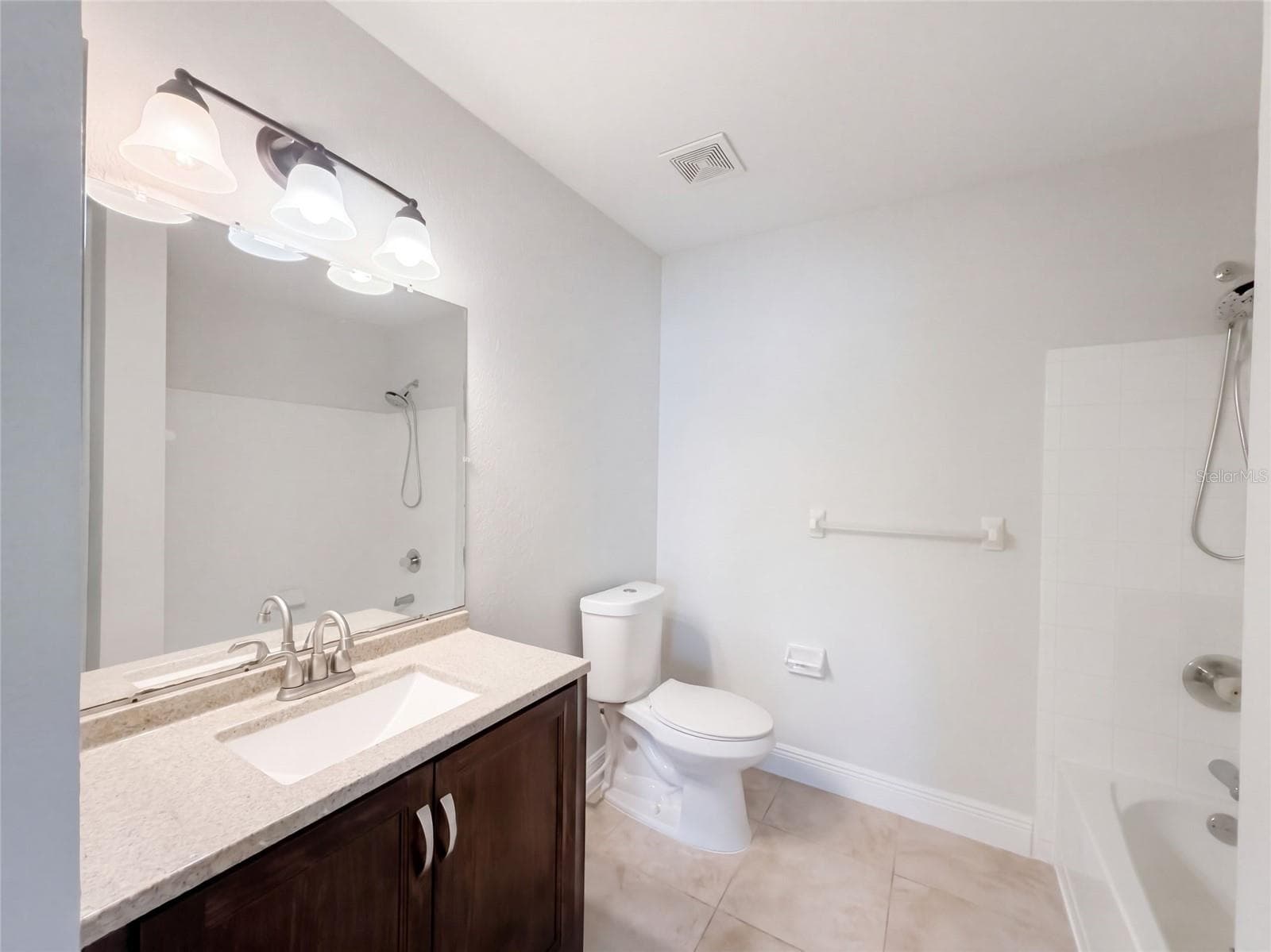 Condominium at 13838 FAIRWAY ISLAND DR #1411, ORLANDO, photo 26 of 33