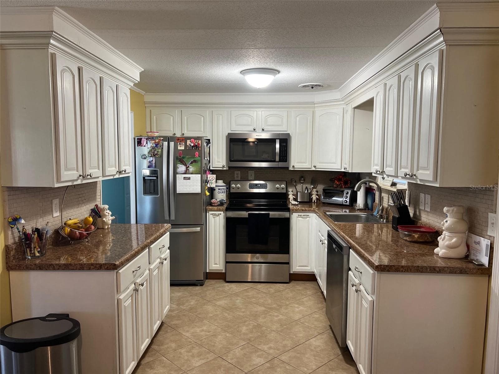 Mobile Home at 15 THATCH PALM ST E, LARGO, photo 10 of 29
