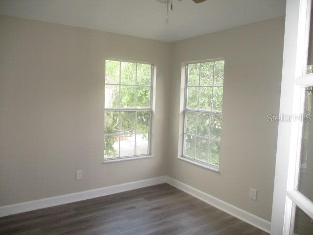 2nd floor corner bedroom - 11314 OYSTER BAY CIR, NEW PORT RICHEY